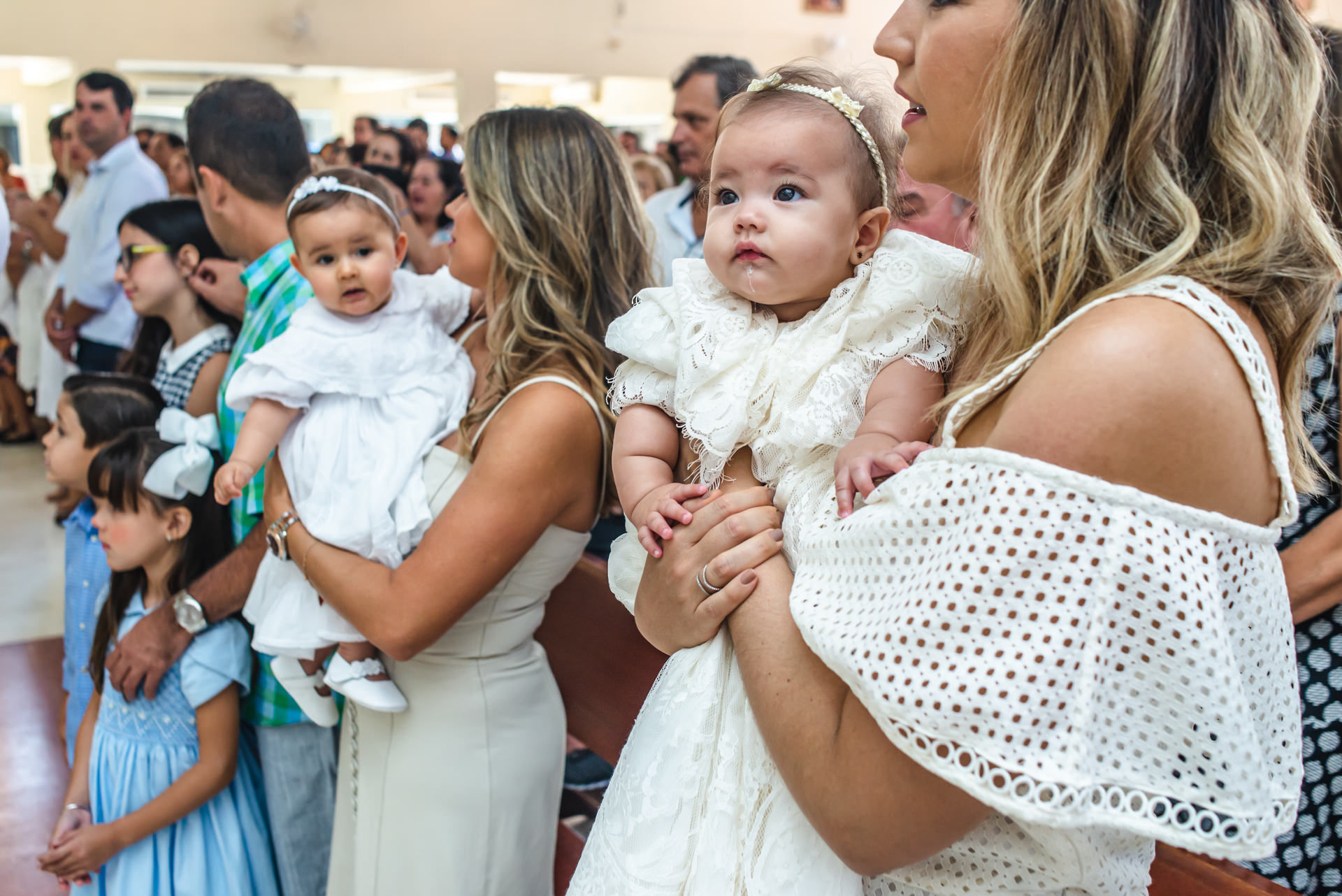 Foto Batizado Maria & Izabel / Paróquia São João Bosco Foto Batizado Maria & Izabel / Paróquia São João Bosco - Imagem 7