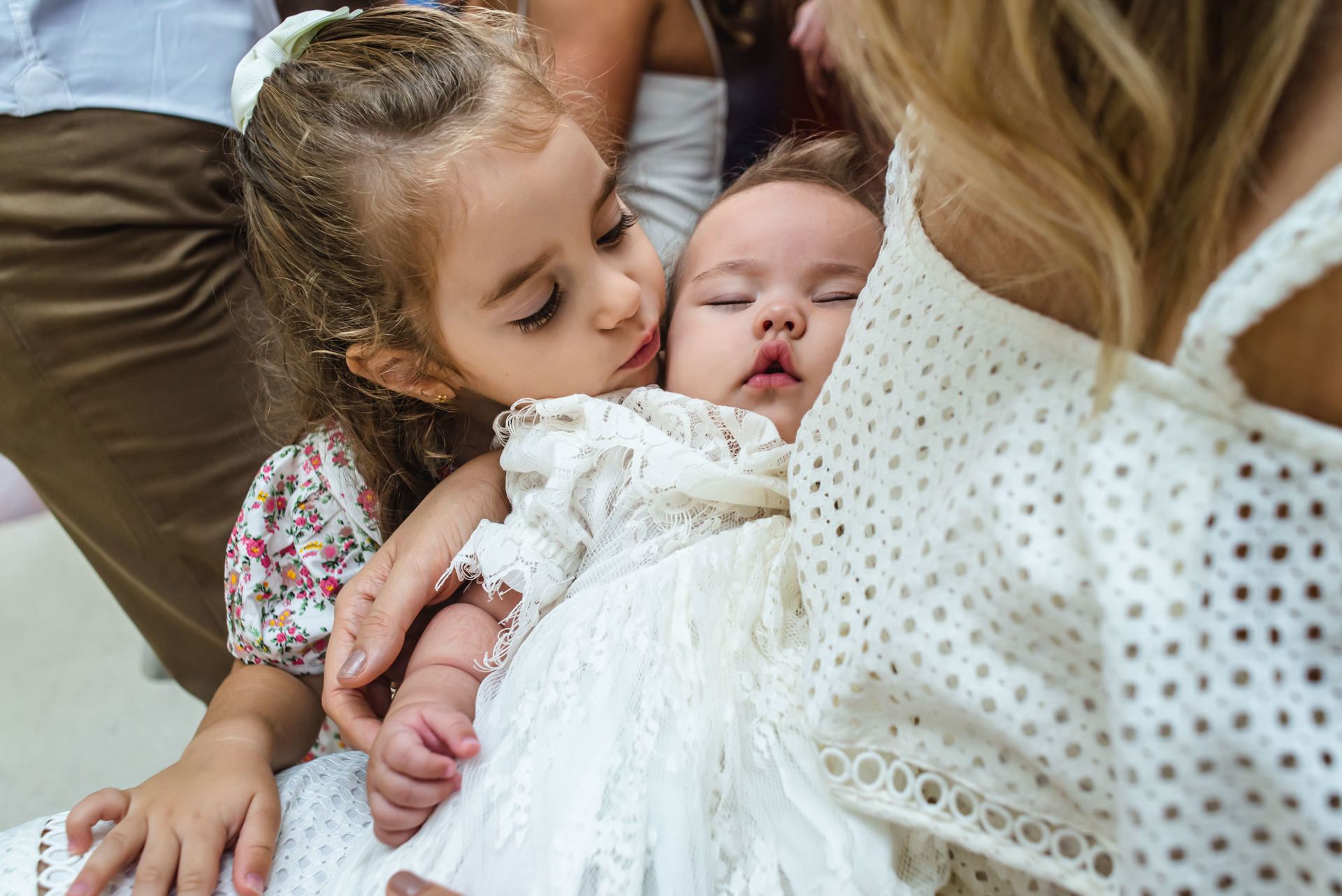 Foto Batizado Maria & Izabel / Paróquia São João Bosco Foto Batizado Maria & Izabel / Paróquia São João Bosco - Imagem 24