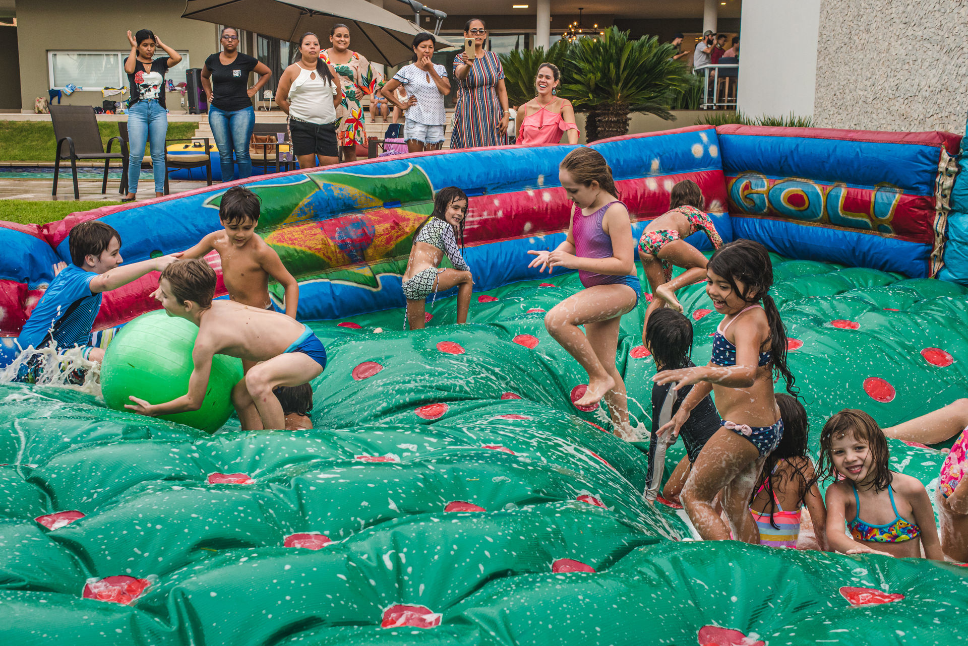 Foto Aniversário - Alice, 6 anos - Pool Party - Campo Grande - MS Foto Aniversário - Alice, 6 anos - Pool Party - Campo Grande - MS - Imagem 56