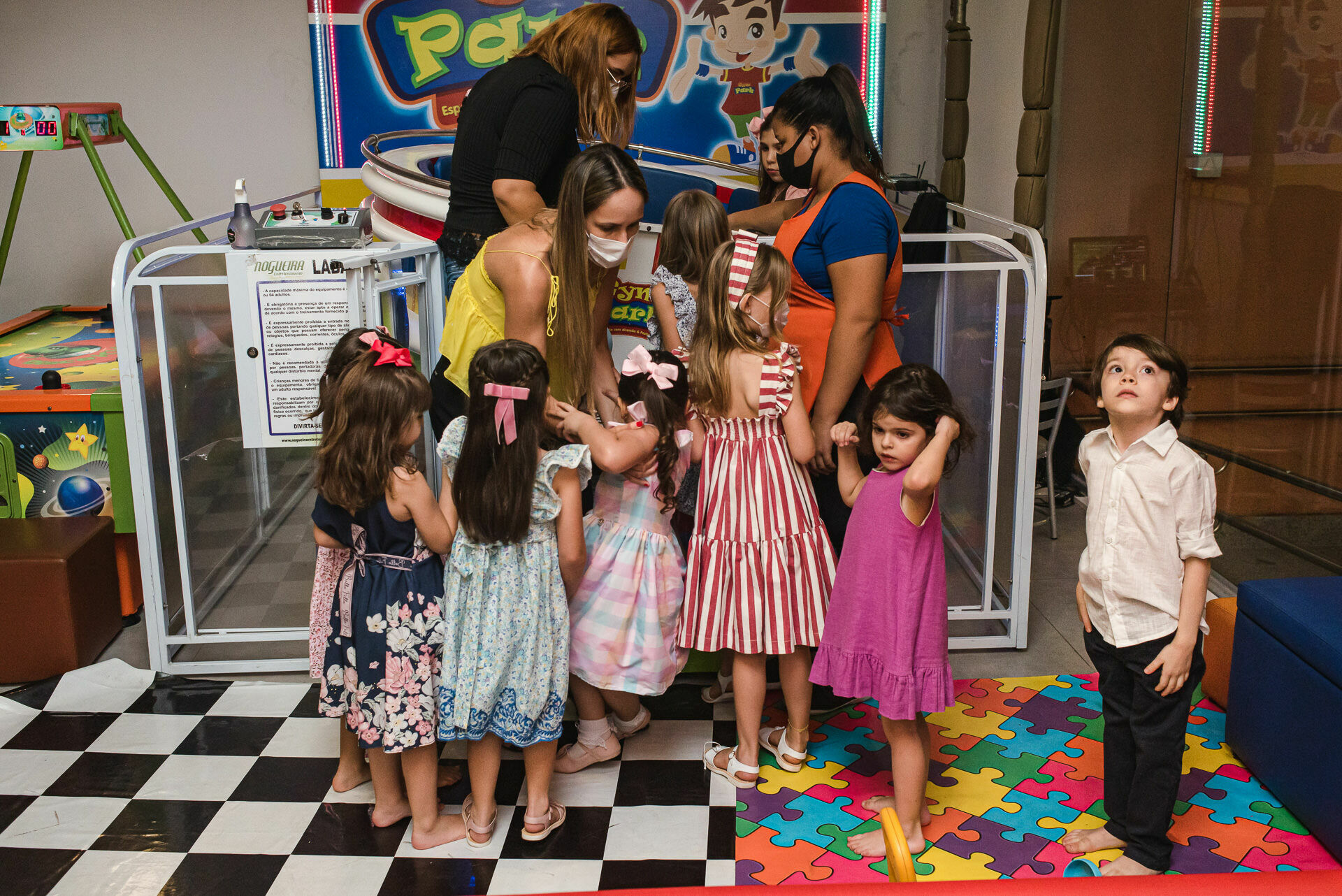 Foto Aniversário - Eduardo, 5 anos - Gym Park - Campo Grande - MS - Festa Infantil Foto Aniversário - Eduardo, 5 anos - Gym Park - Campo Grande - MS - Festa Infantil - Imagem 66